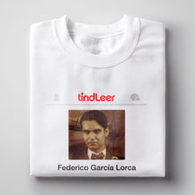 Cargar imagen en el visor de la galería, camiseta Federico garcía lorca tindleer bodas de sangre humor literario regalos para lectores