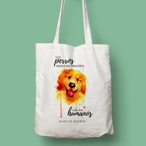 Tote bag color natural con asa natural de la colección Quotes & Co con ilustración de perro en acuarela y cita de Marilyn Monroe.