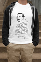 Cargar imagen en el visor de la galería, Camiseta blanca hombre con ilustración y cita de Stefan Zweig en inglés.