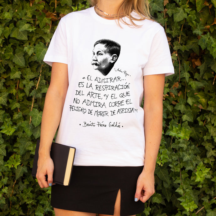 Camiseta blanca mujer con ilustración y cita de Benito Pérez Galdós.