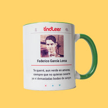 Cargar imagen en el visor de la galería, taza Federico garcía lorca tindleer bodas de sangre humor literario regalos para lectores