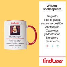 Cargar imagen en el visor de la galería, taza william shakespeare tindleer ser o no ser humor literario regalos para lectores
