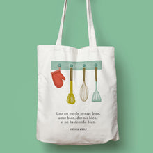 Cargar imagen en el visor de la galería, Tote bag Virginia Woolf &#39;Uno no puede pensar bien...&#39;