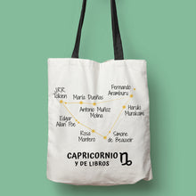 Cargar imagen en el visor de la galería, Tote bag &#39;Capricornio y de libros&#39;