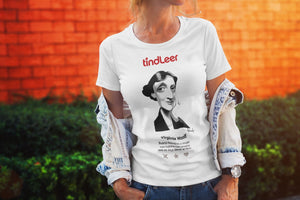 Camiseta blanca mujer con ilustración de Virginia Woolf por Fernando Vicente.